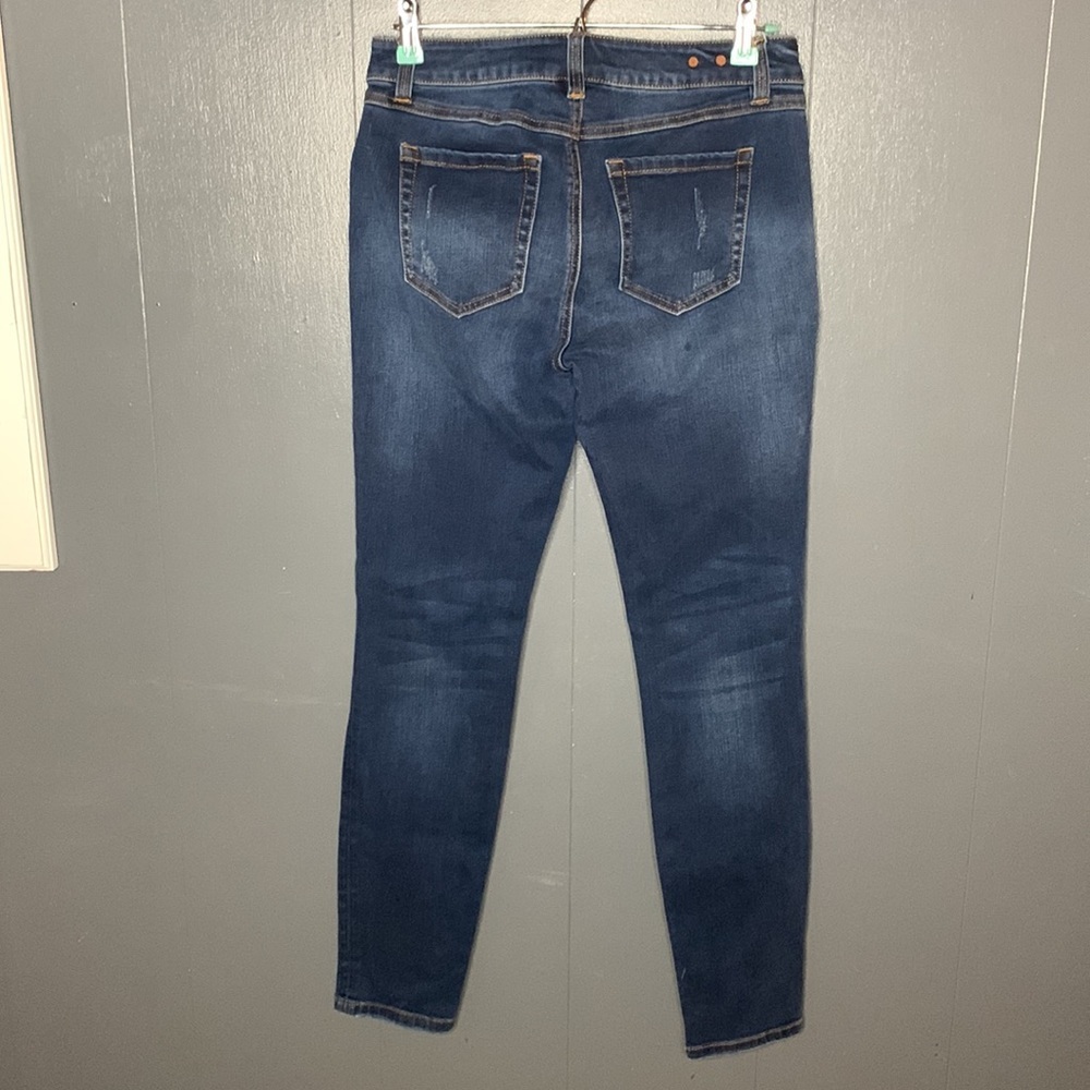 CAbi Skinny Distressed Jeans Style 3752 Size 4 - Picture 9 of 14